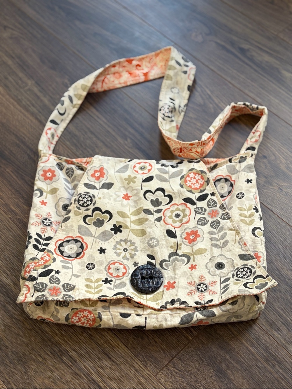 70s Retro Slouchy Oversized Groovy Button-up Bookbag